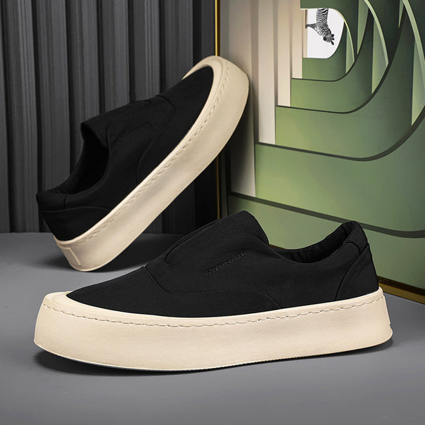 Women's platform slip-on sneaker with elastic slip-on fit and thick rubber platform sole Mune Fashion