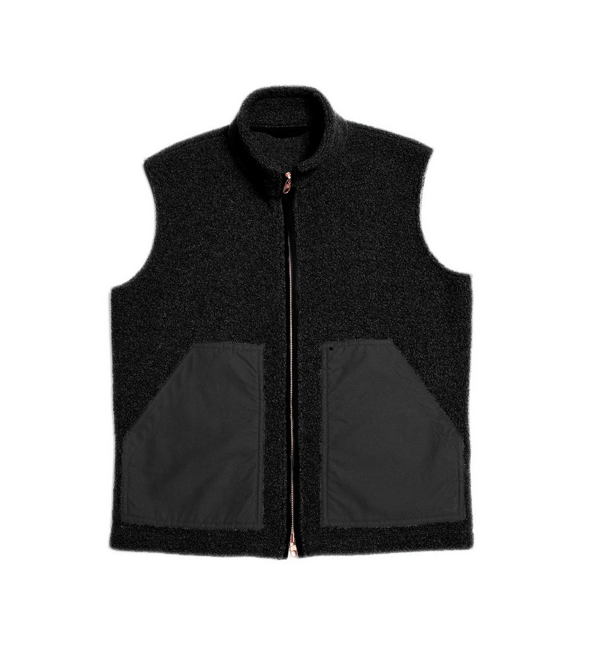 Women short-cut bouclé fleece vest with stand-up collar, two-way zipper and contrasting patch pockets Mune Fashion