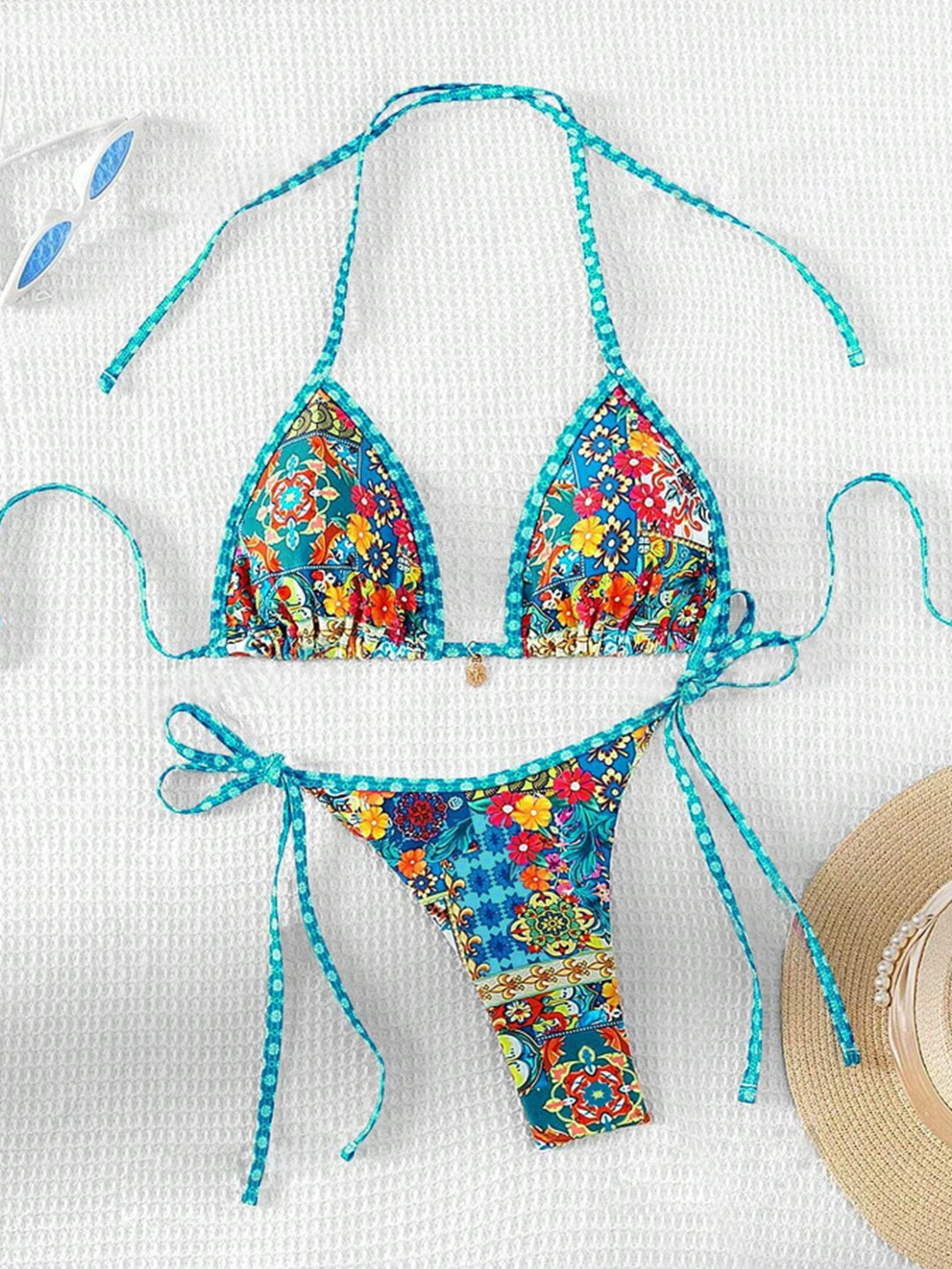 Women's triangle bikini with floral design and adjustable straps Mune Fashion