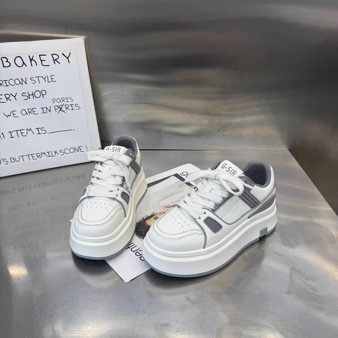Women's Sporty Sneakers with Cushioned Platform Sole and Breathable Inserts Mune Fashion