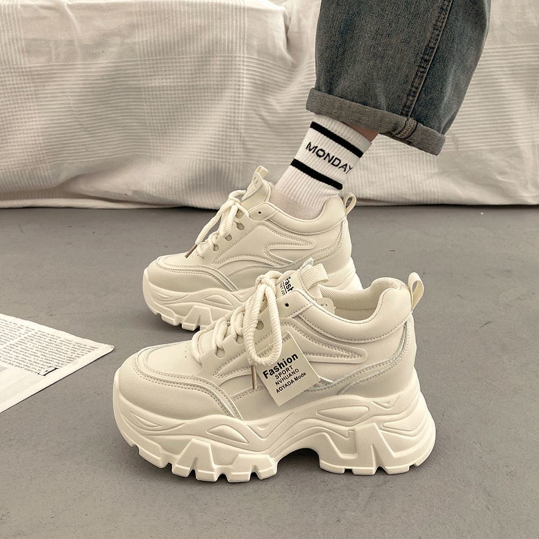 Women Sporty Chunky Sneakers with innovative cushioning and durable upper material structure Mune Fashion
