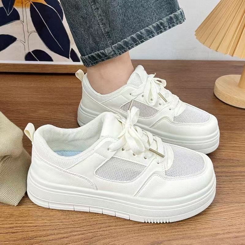 Women's fashionable sneakers with breathable textile upper and comfortable outsole Mune Fashion