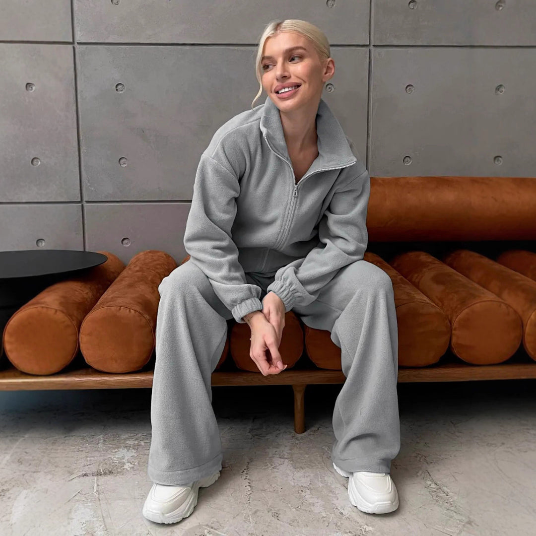 Women's ultra-soft microfleece set with short stand-up collar zip jacket and wide high-waist lounge pants Mune Fashion