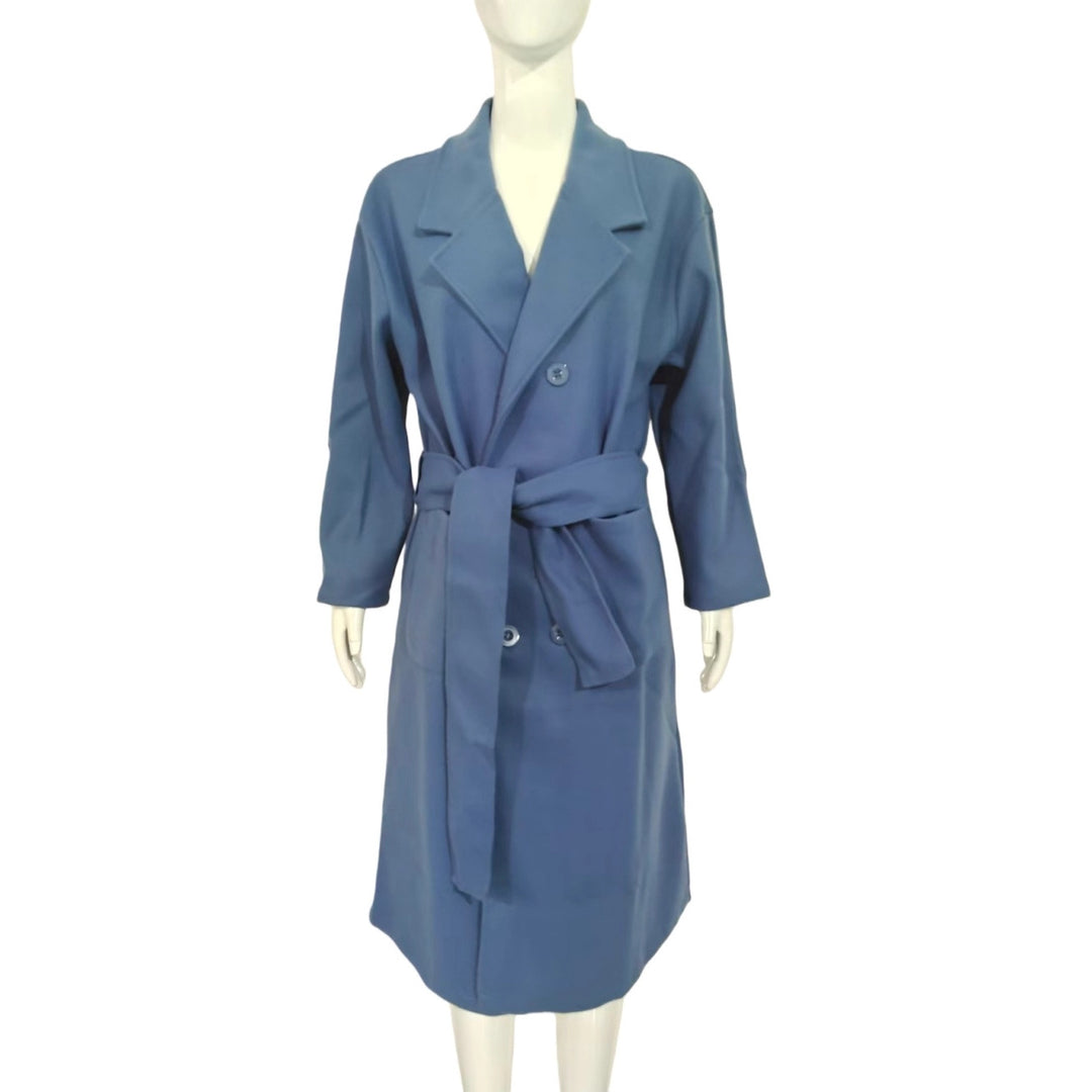 Women's wool look coat with lapel collar, patch pockets, and tailored fit Mune Fashion