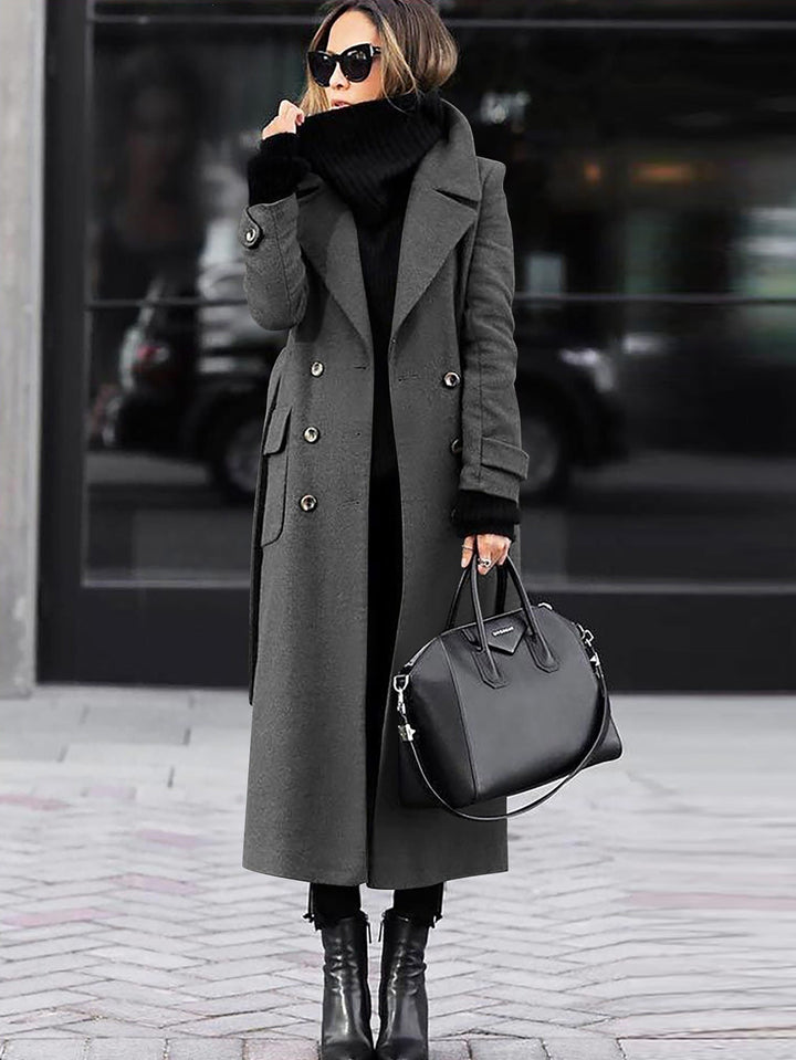 Ladies Elegant and Timeless Wool Coat