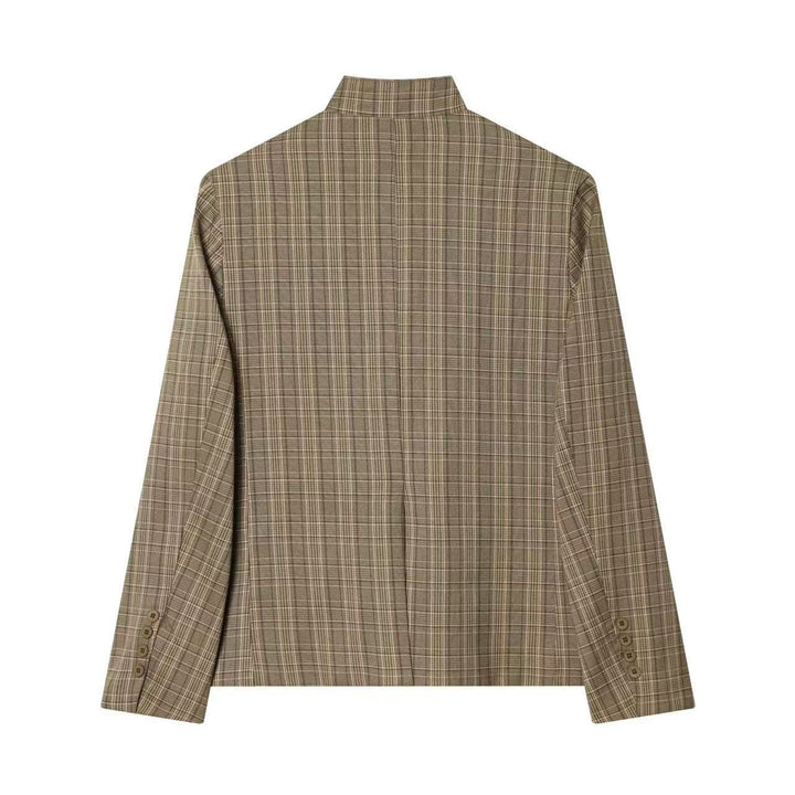 Women's short blazer with stand-up collar, asymmetric button placket and flap pockets Mune Fashion