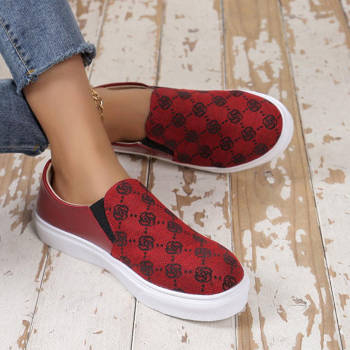 Women Slip-On Platform Sneaker with Glitter Front, Padded Heel Area and White Profile Sole Mune Fashion
