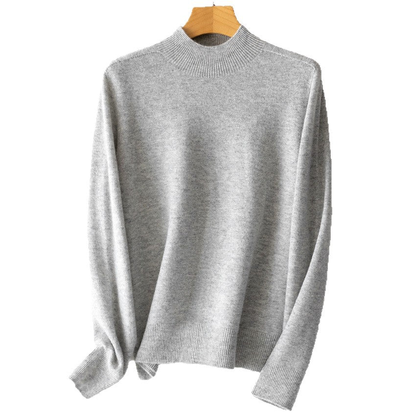 Women's fine knit roll neck with slightly tailored fit and ribbed cuffs Mune Fashion