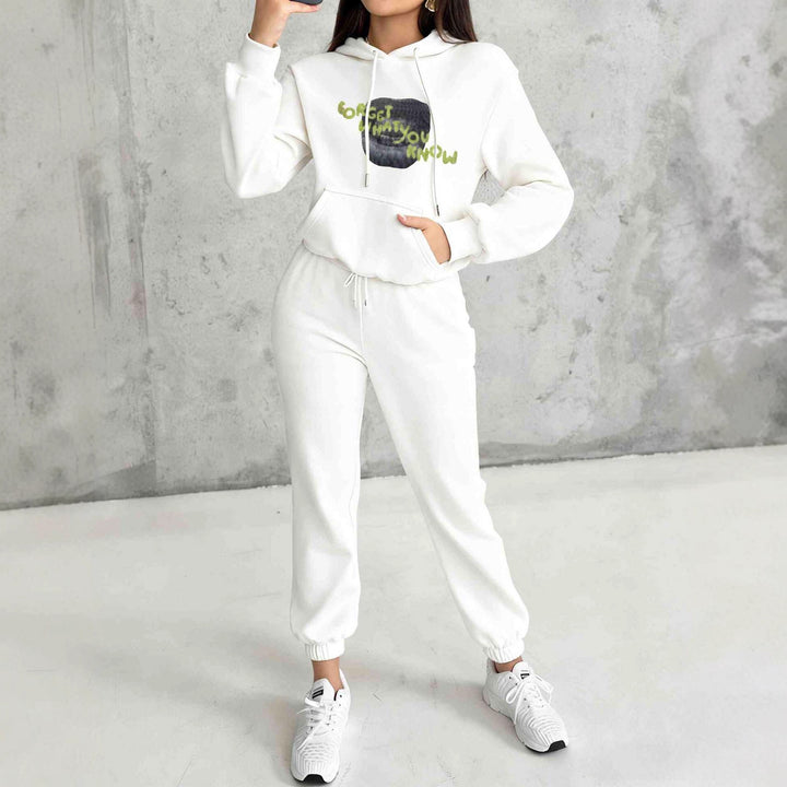 Women's Hooded Sweatshirt and Slim Jogging Pants Lounge Set with Kangaroo Pocket, Ribbed Cuffs and Fitted Cut Mune Fashion