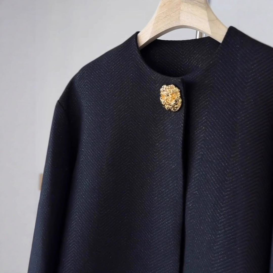 Women Elegant Short Blazer with Decorative Button Mune Fashion