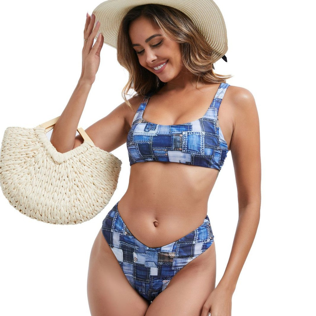 Women's bikini set with modern cut and sporty design Mune Fashion