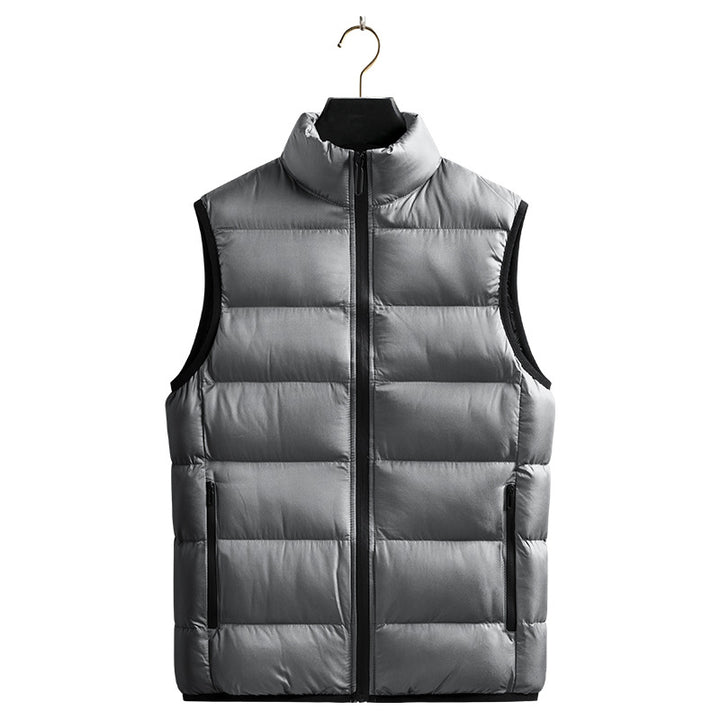 Men's compact insulation vest with horizontal quilting, windproof outer shell and zippered pockets Mune Fashion