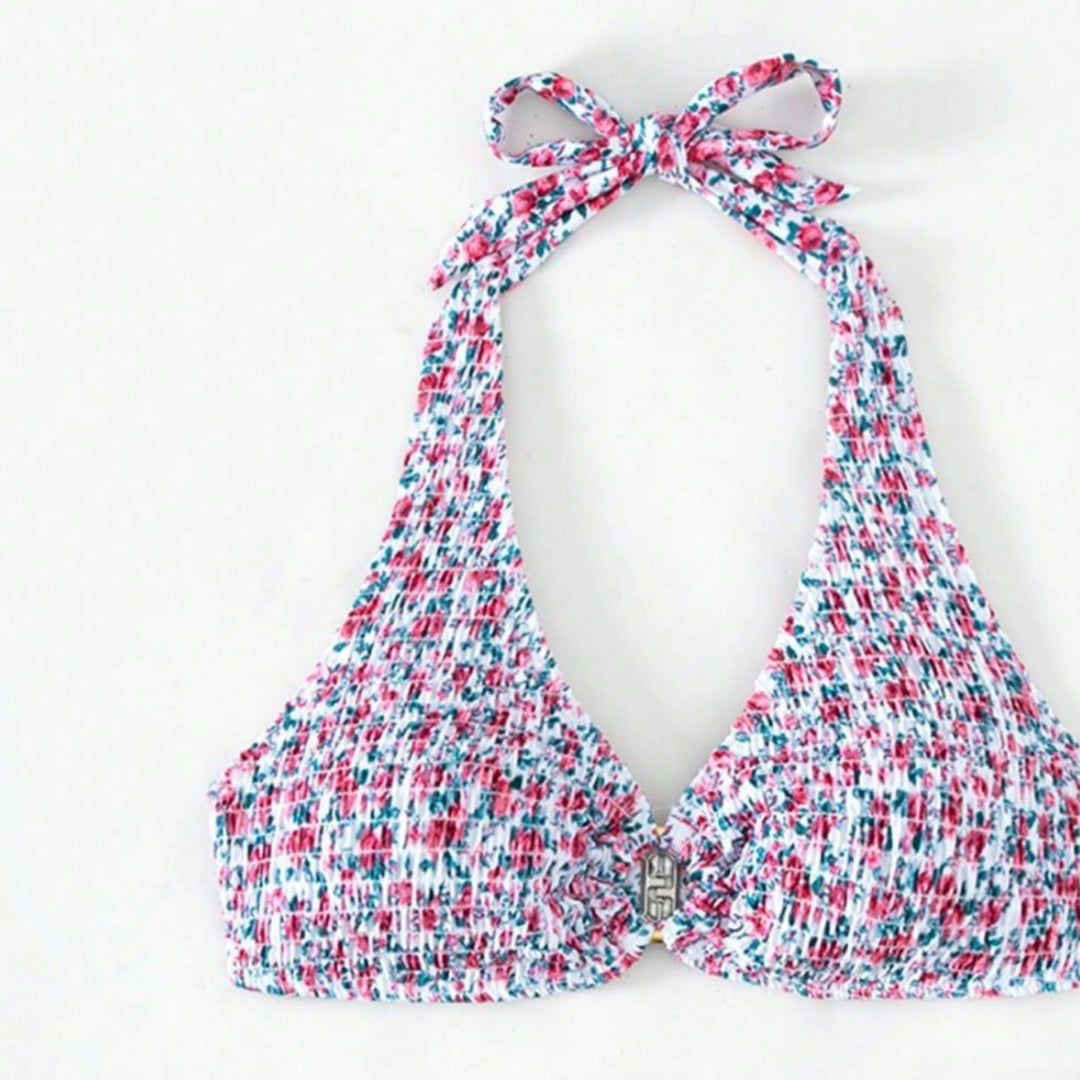 Women's Triangle Bikini Set with Playful Ruffle Details Mune Fashion