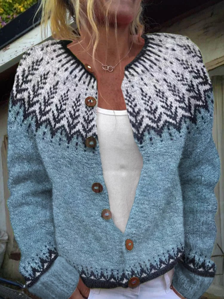 Women's patterned cardigan with round yoke, wooden buttons, and welt pockets Mune Fashion
