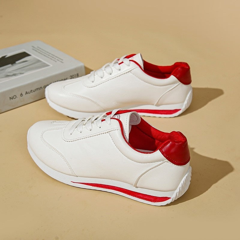 Damen Sneaker mit leichter Keilsohle und kontrastfarbenem Fersenpatch Mune Fashion