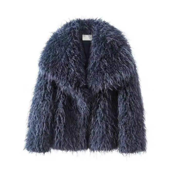 Women's short jacket made of long-pile faux fur with extra wide shawl collar Mune Fashion