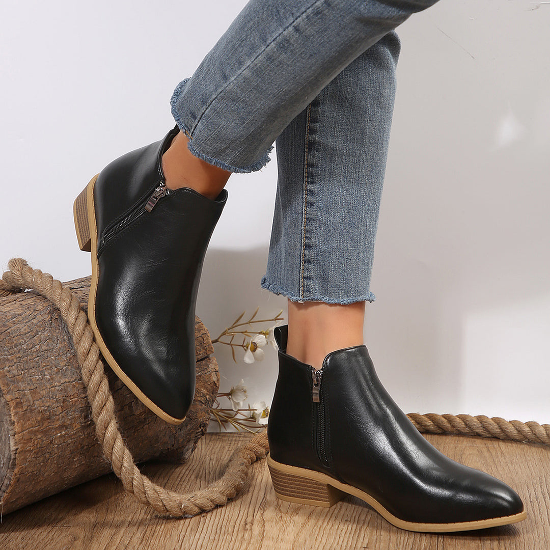 Women's narrow ankle boots with side zipper, narrow pointed shape and comfortable block heel Mune Fashion