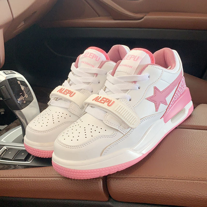 Ladies sporty sneakers with adjustable Velcro and soft cushioning Mune Fashion