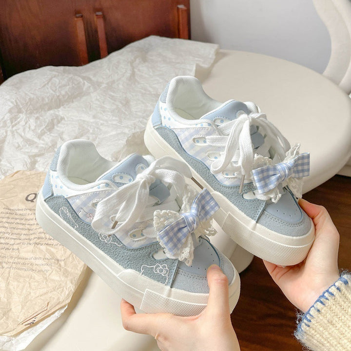 Women's sneakers with playfully romantic details and comfortable soles Mune Fashion