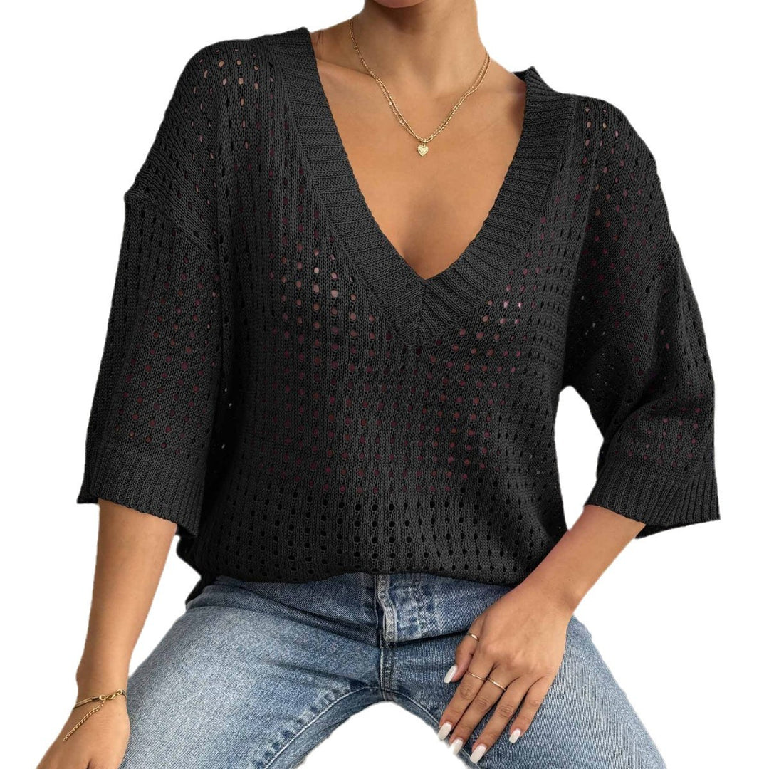Ladies lightweight knit sweater with V-neck and decorative hole pattern Mune Fashion