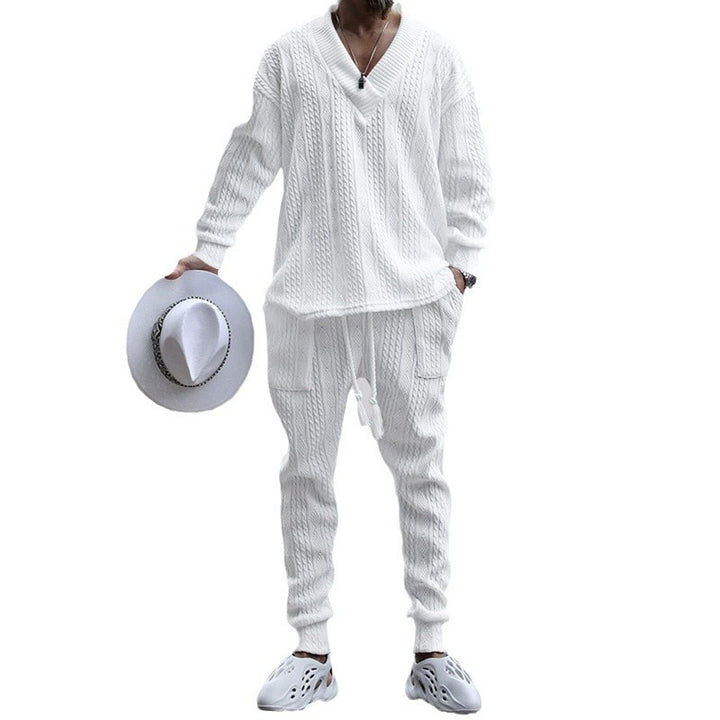 Men's knitted lounge set with deep V-neck, drawstring joggers and ribbed cuffs Mune Fashion