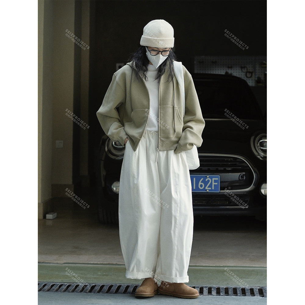 Women short cut hooded zip jacket with dropped shoulder and kangaroo pockets Mune Fashion