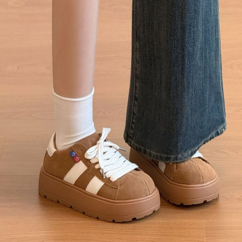 Women's sporty sneakers with durable platform and breathable sole Mune Fashion