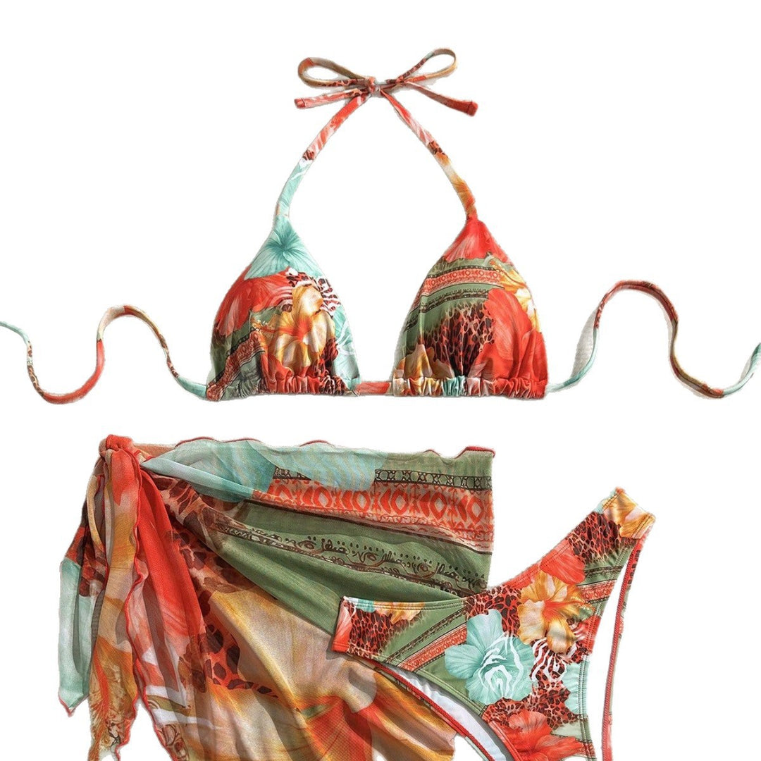 Women Floral Bikini Set with combination of top and wrap cloth Mune Fashion