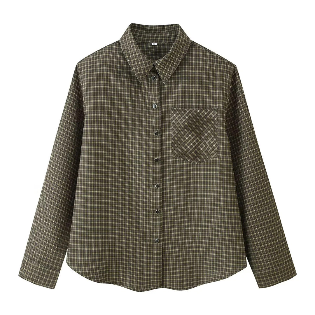 Women's oversized checkered shirt blouse with patch chest pocket and rounded hem Mune Fashion