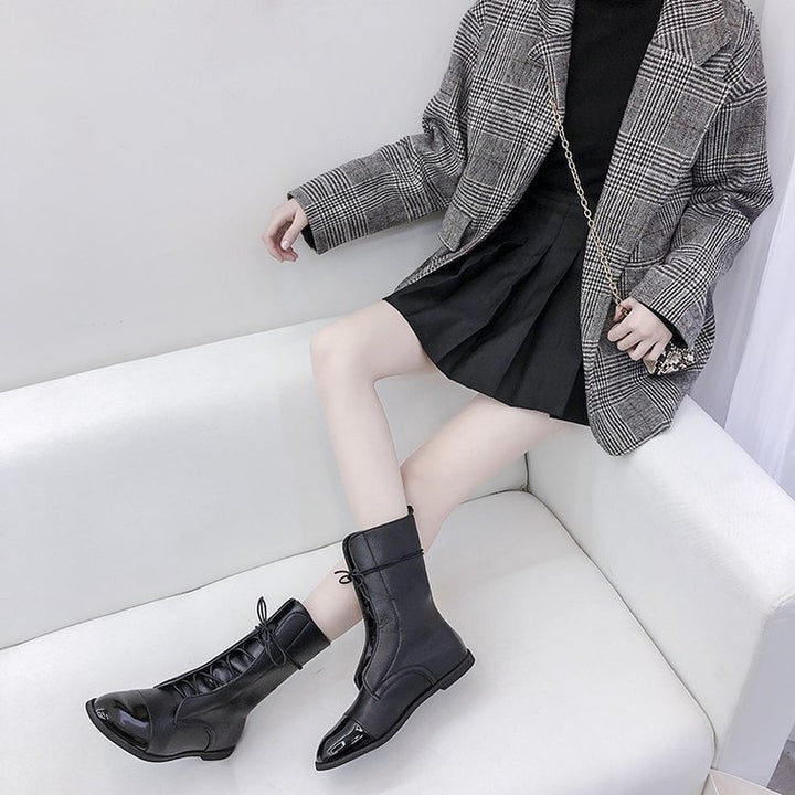 Women ankle-high lace-up boots with pointed toe design and textured leather look Mune Fashion