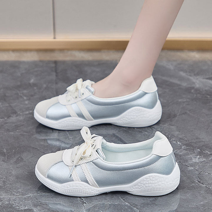 Women Sneakers with shiny upper material and breathable inner lining Mune Fashion