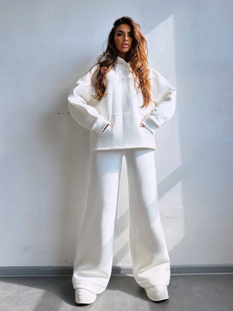 Ladies Cool Oversized Hoodie and Wide Leisure Pants Mune