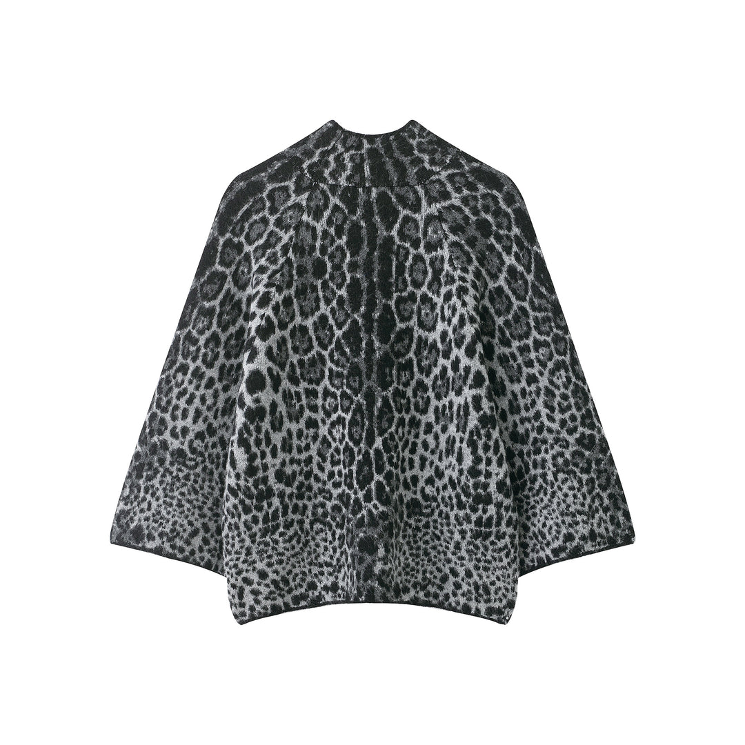 Women Cape-Poncho with Leopard Jacquard and Stand-up Collar Mune Fashion