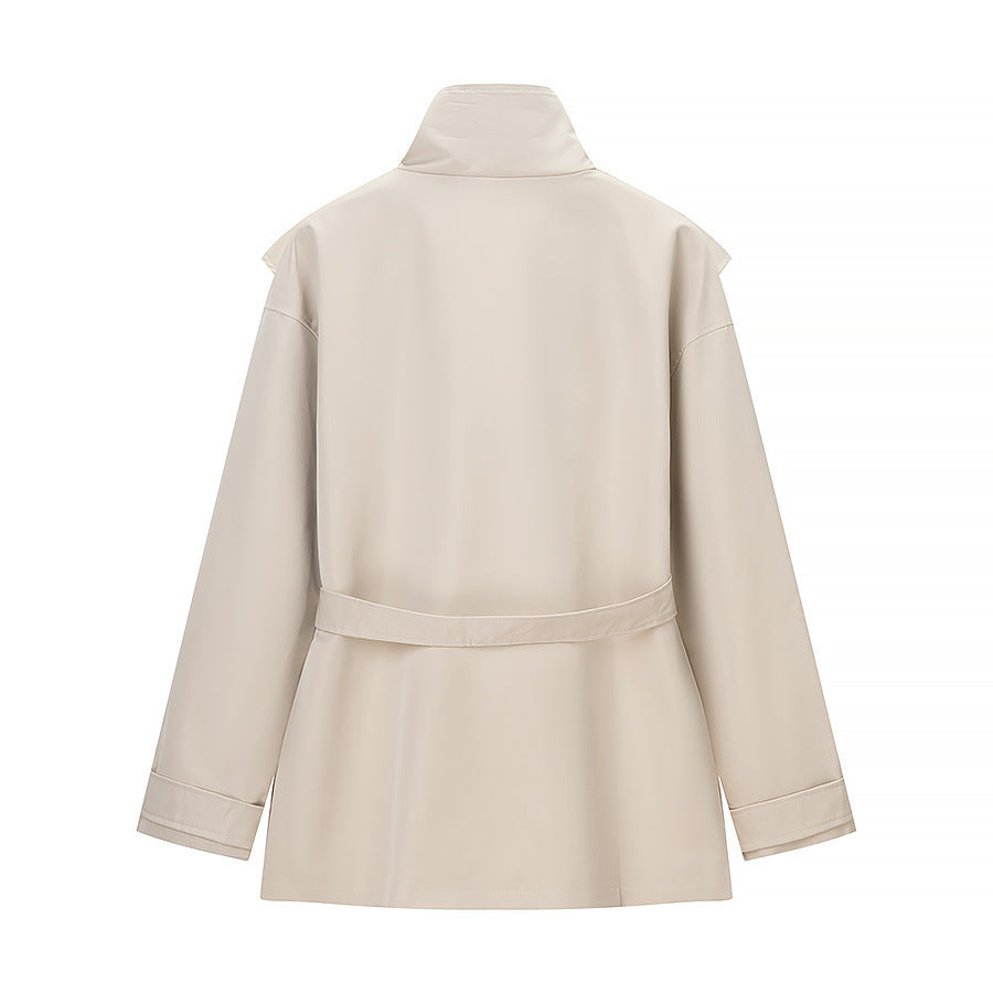 Ladies short trench coat with cape detail, stand-up collar and tie belt Mune Fashion
