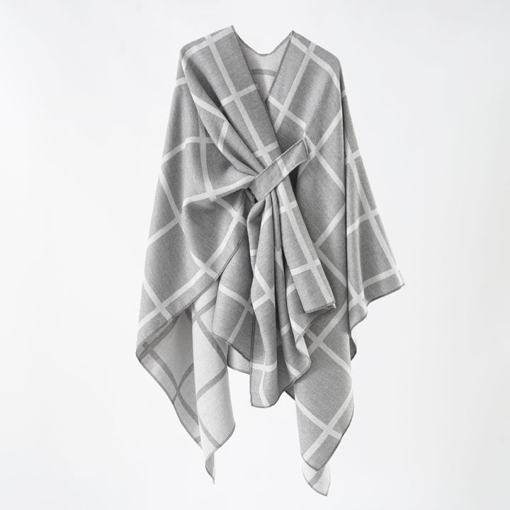 Women's Oversize Poncho made of fine knit with waistband and check pattern Mune Fashion