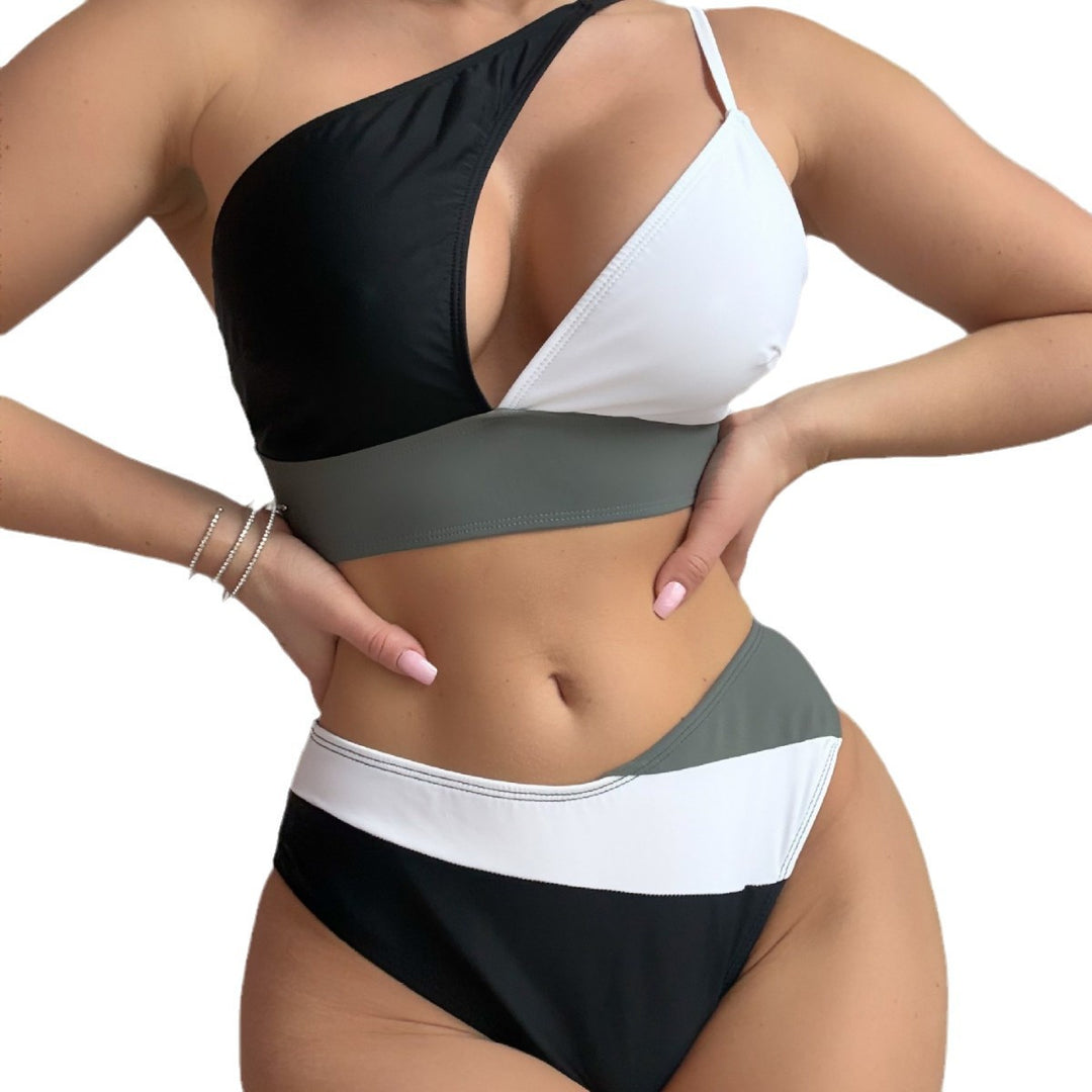 Ladies Sporty One-Piece Bikini Mune Fashion