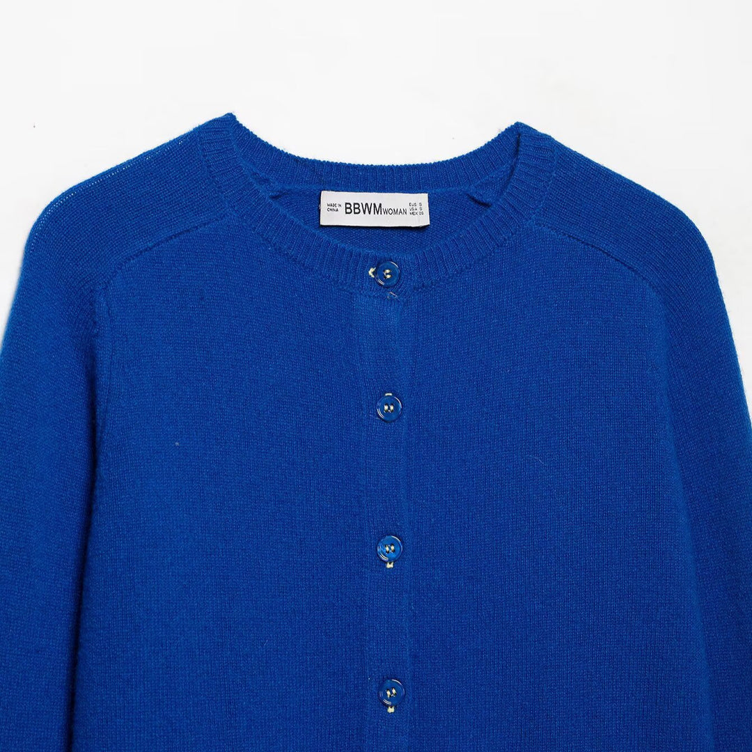 Women's fine knit cardigan with round neck and button placket Mune Fashion