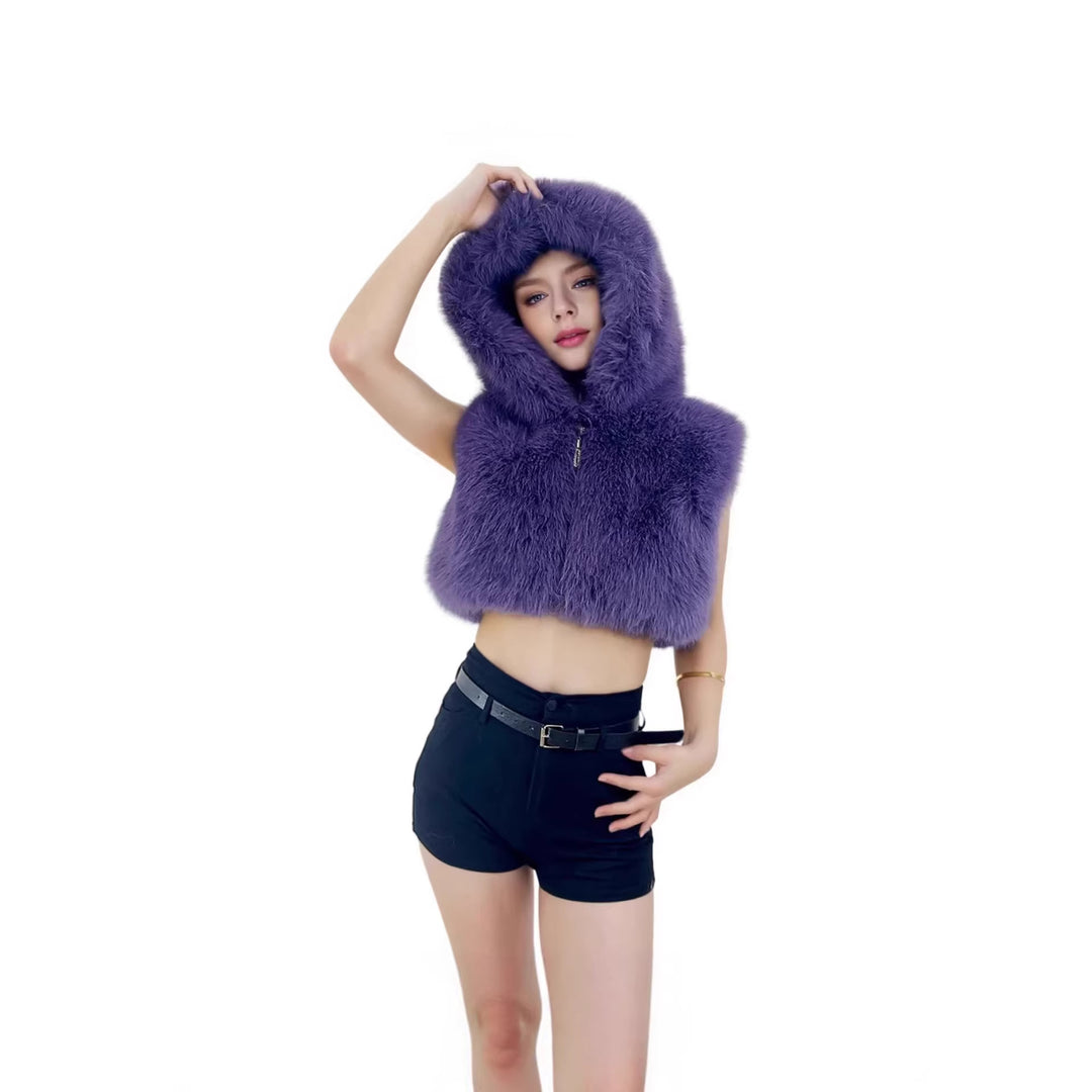 Women's Short Hooded Vest made of High-Pile Faux Fur with Voluminous Long Hair Collar Mune Fashion