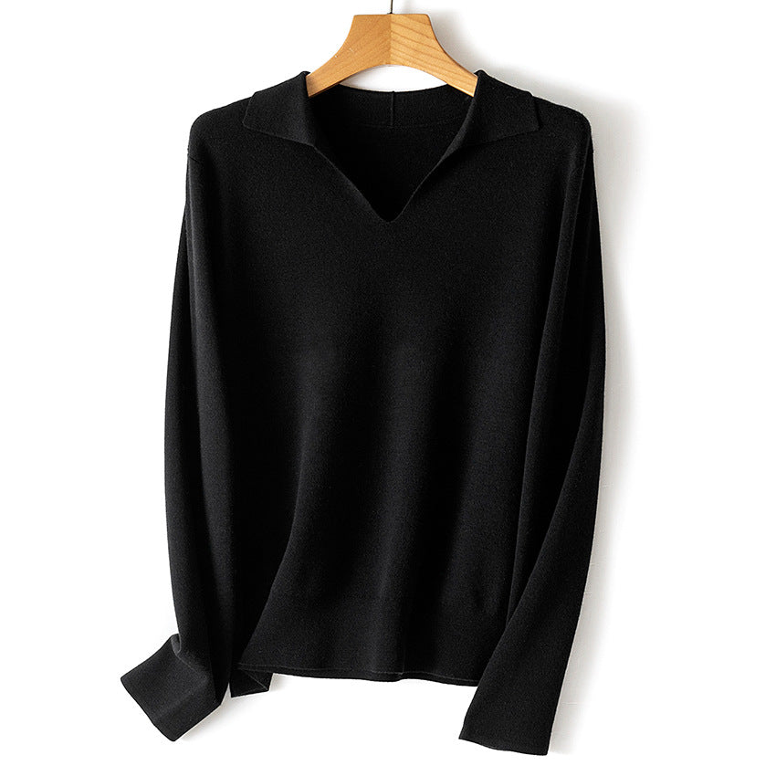 Women's fine lightweight V-neck sweater with open shirt collar and relaxed silhouette Mune Fashion
