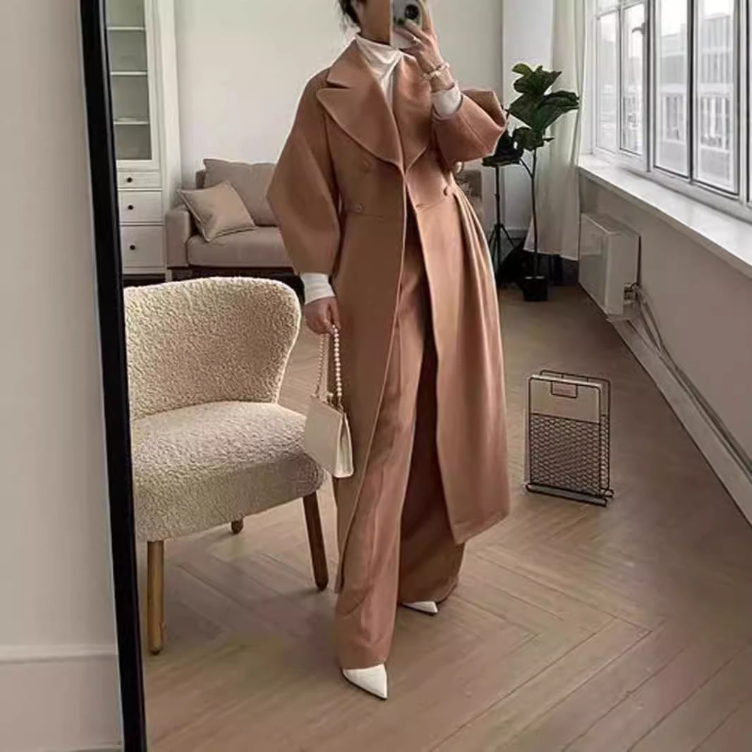Women's tailored double-breasted trench coat with wide sleeve and high leg slit Mune Fashion