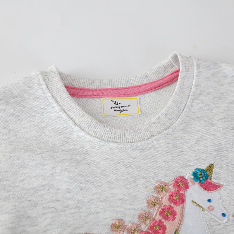 Girls sweatshirt with charming unicorn motif Mune Fashion