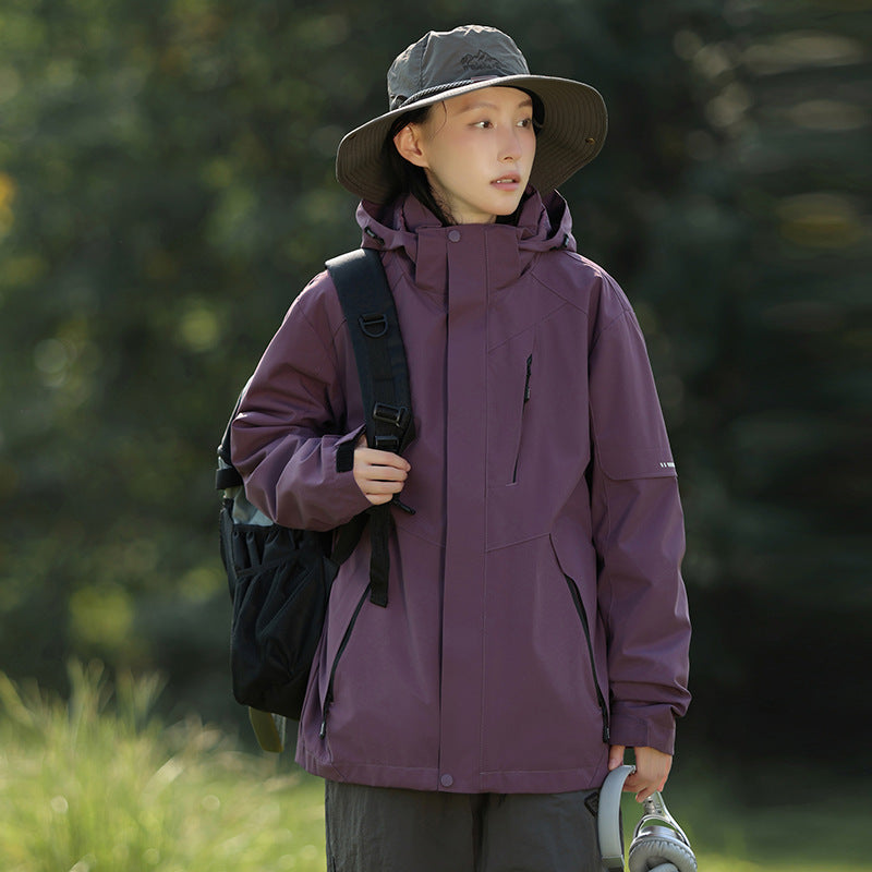 Women's trekking softshell parka with dual-layer membrane, welded seams, and adjustable hood Mune Fashion