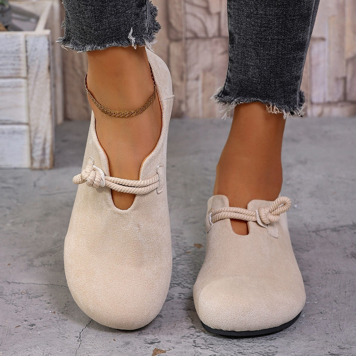 Ladies  comfortable slipper made of velour look with decorative knot strap and softly padded insole Mune Fashion