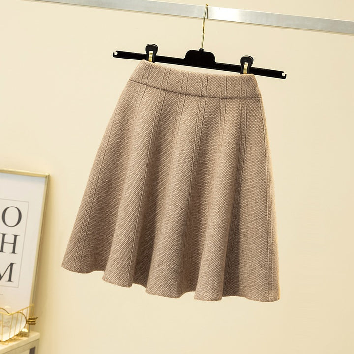 Ladies Wide-cut, elegant midi skirt Mune Fashion