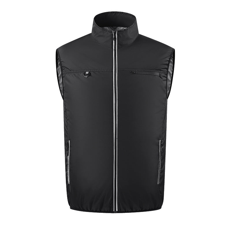 Men's lightweight short sleeve vest with stand-up collar, water-repellent nylon blend and zippered pockets Mune Fashion