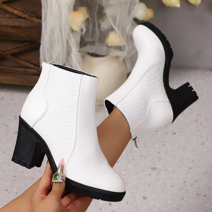 Women’s stylish ankle boots with crocodile embossing and mid-high block heel Mune Fashion