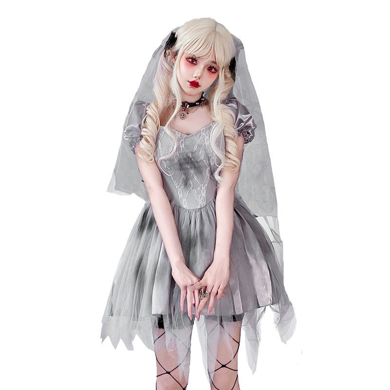 Women Gothic Wedding Dress with Tulle and Lace Decorations Mune Fashion
