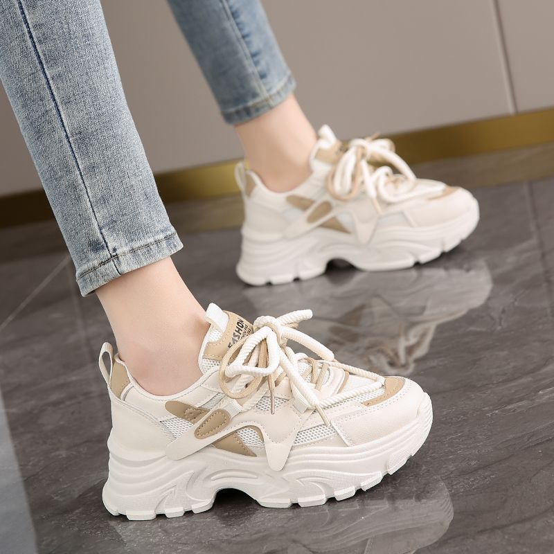 Women Sporty Chunky Sneakers with Breathable Mesh Upper and Cushioning Comfort Mune Fashion