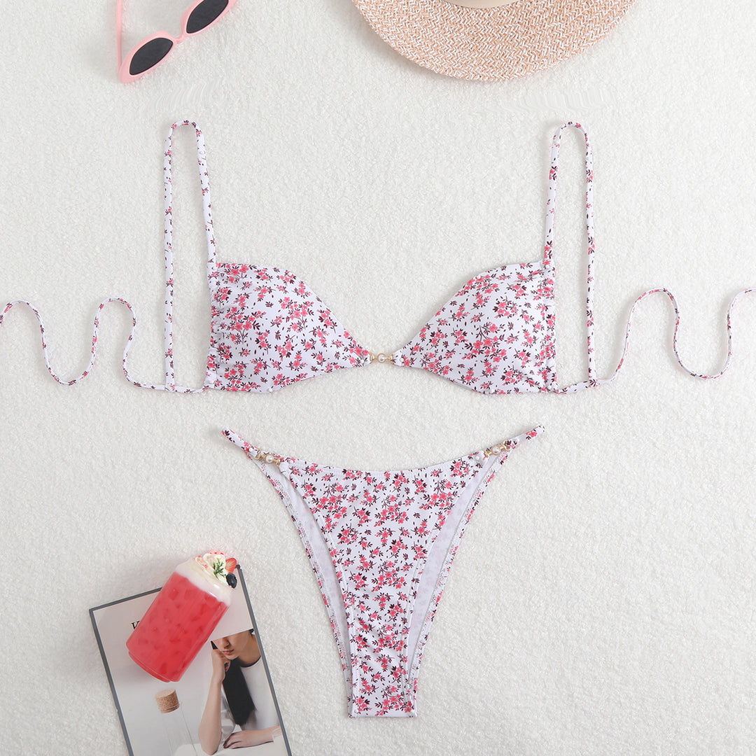 Women’s Triangle Bikini with adjustable straps and elegant floral print Mune Fashion