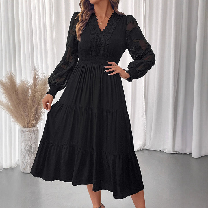 Ladies Elegant Maxi Dress with Lace Details Mune Fashion